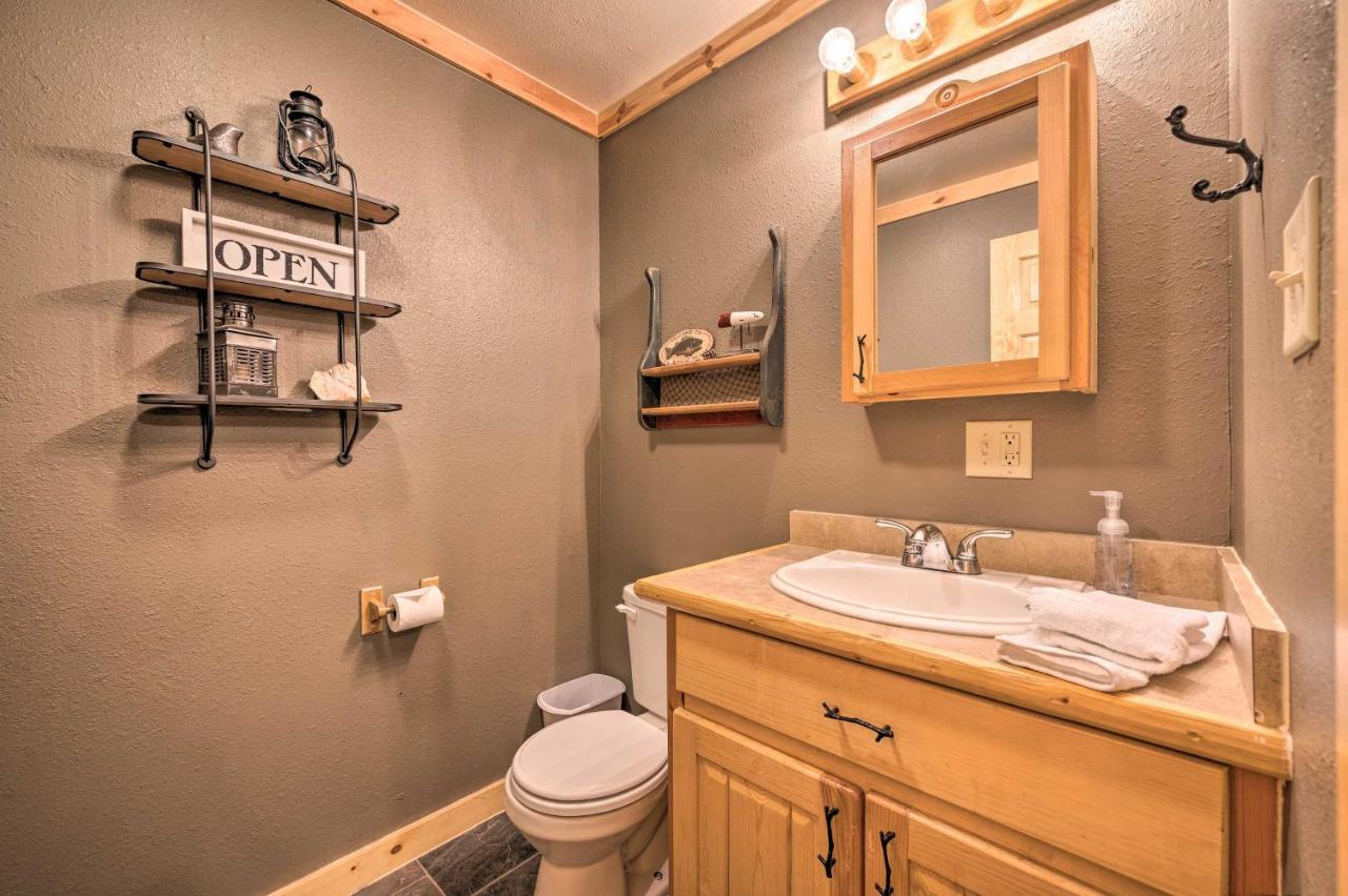 Villa Broken Bow Retreat On 2 Acres With Hot Tub And Deck! Extérieur photo